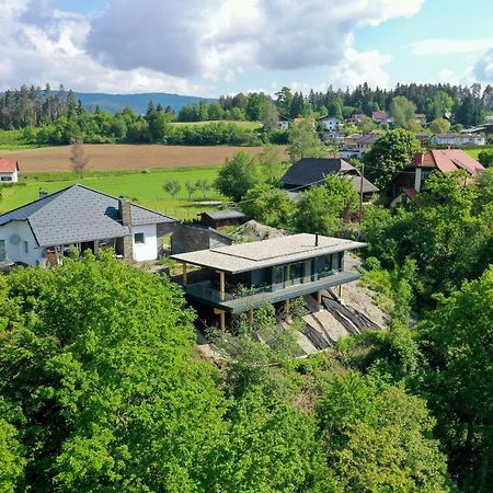 Modernes Ferienhaus Mit Panoramablick Rosegg Eksteriør billede