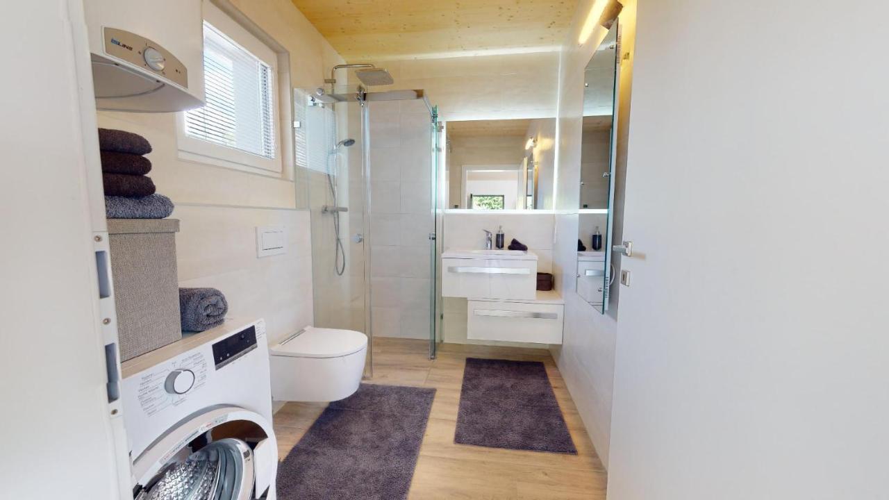 Modernes Ferienhaus Mit Panoramablick Rosegg Eksteriør billede